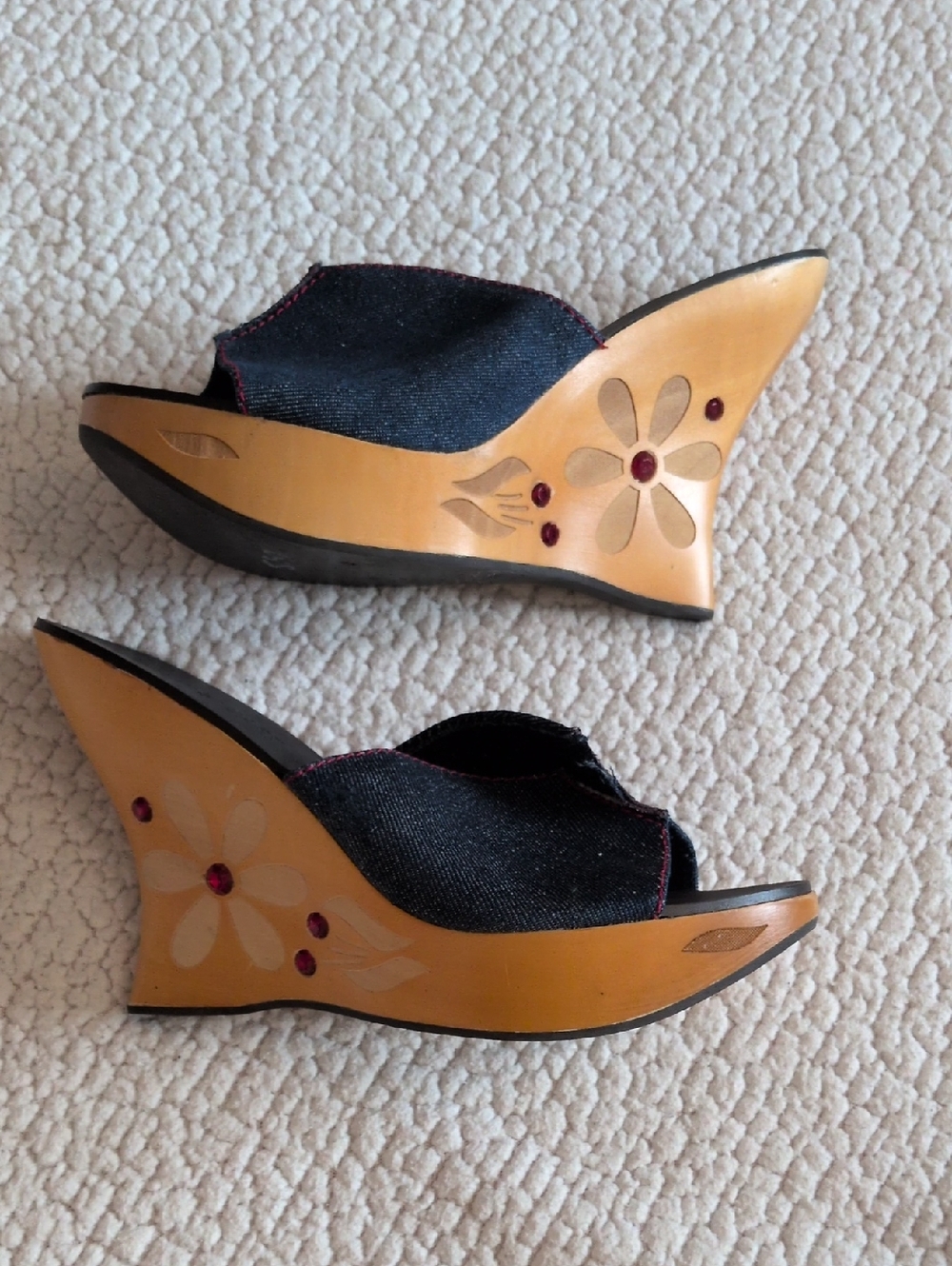 Colin Stuart Denim Wooded Floral Jeweled Wedge Heel Feminine Resortwear Party